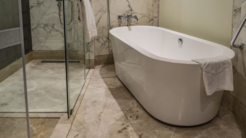 Contemporary acrylic tub
